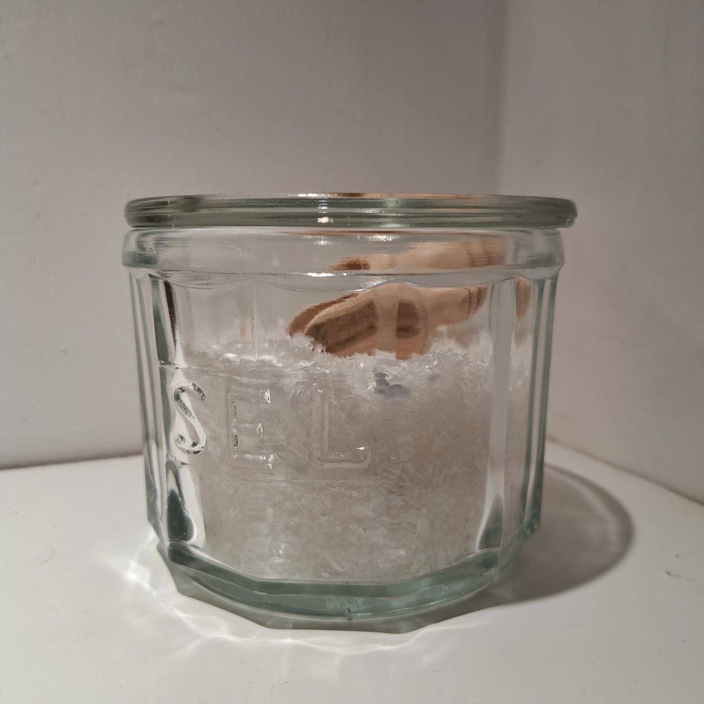 Glass salt pot