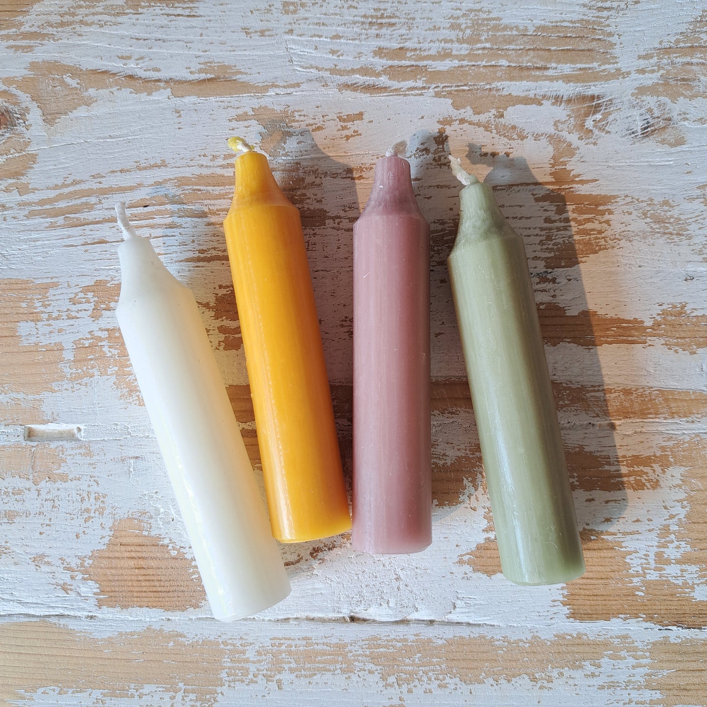 Short dinner candle