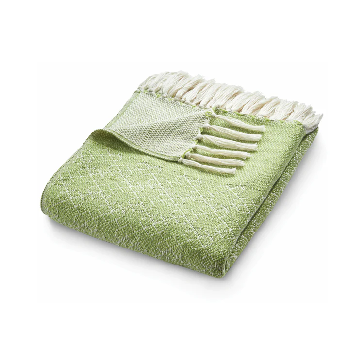 Woven trellis throw in green