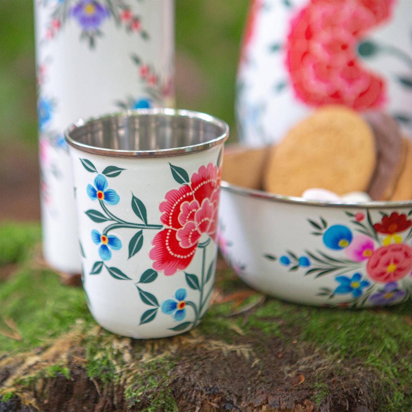 Peony hand-painted beaker