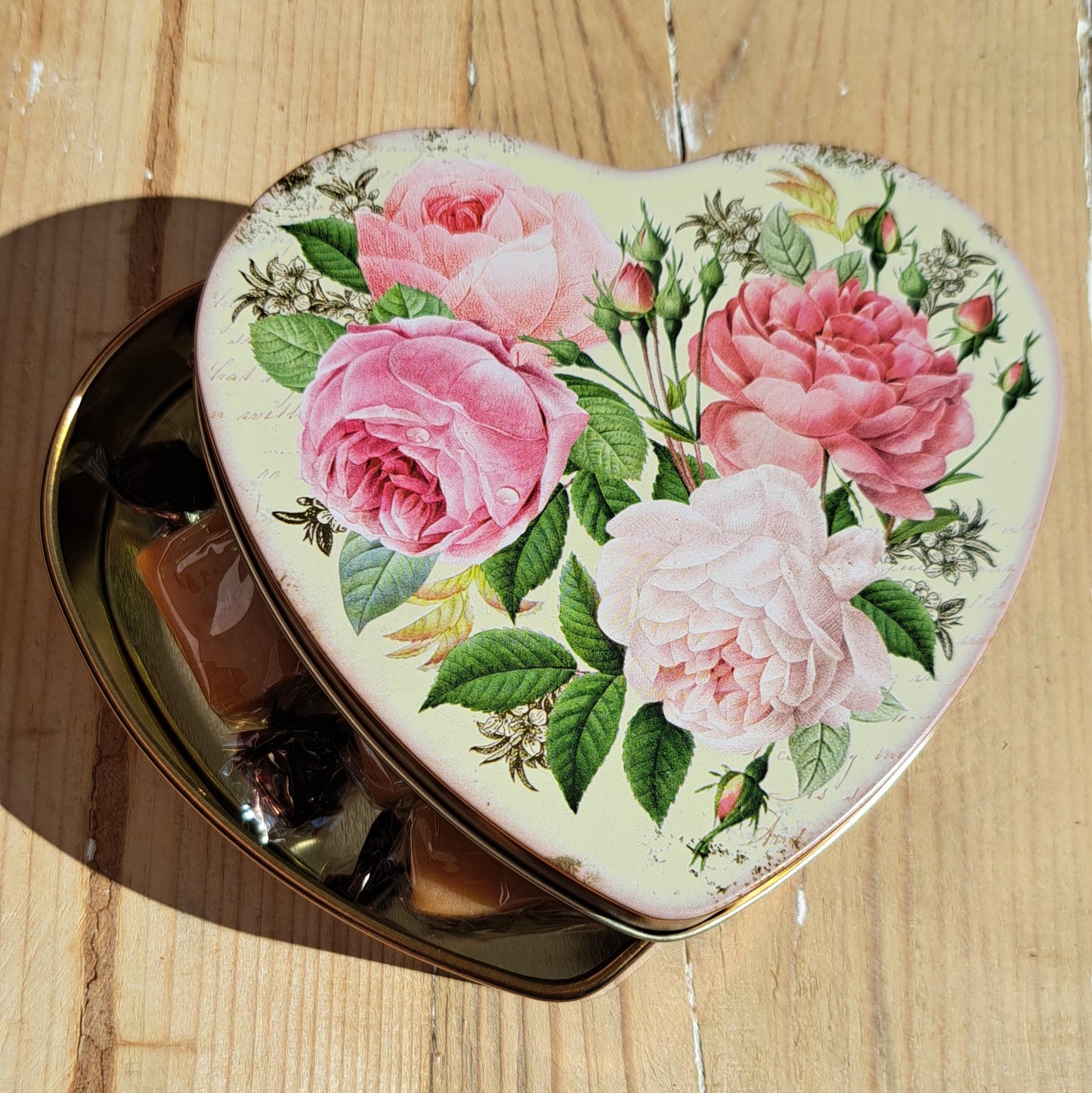 Heart shaped tin with fudge