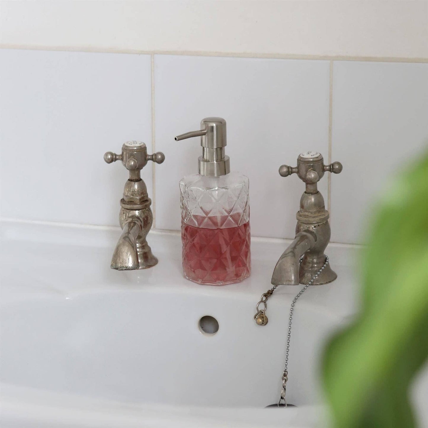 Clear glass pump dispenser - 330ml