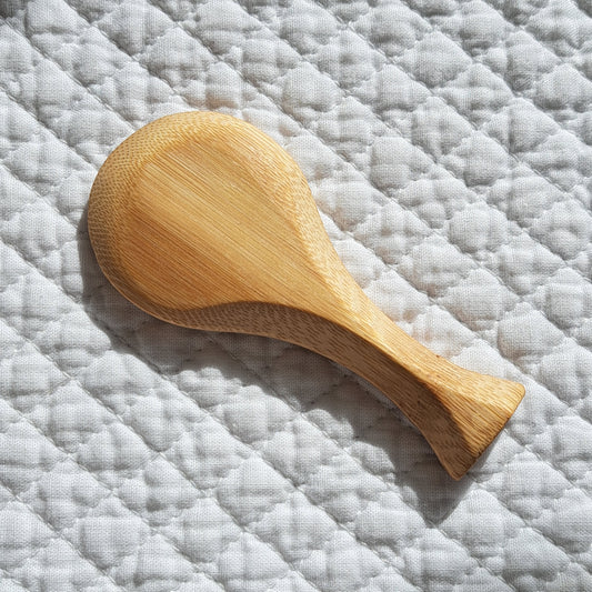 Small wide spoon