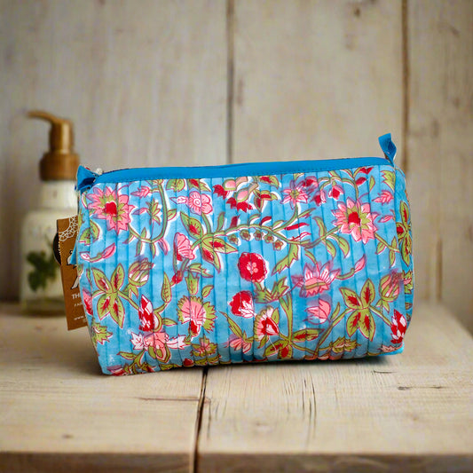 Honeystreet Wash Bag