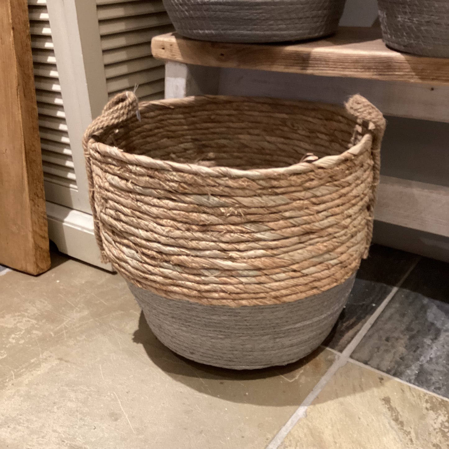 Natural basket with grey base