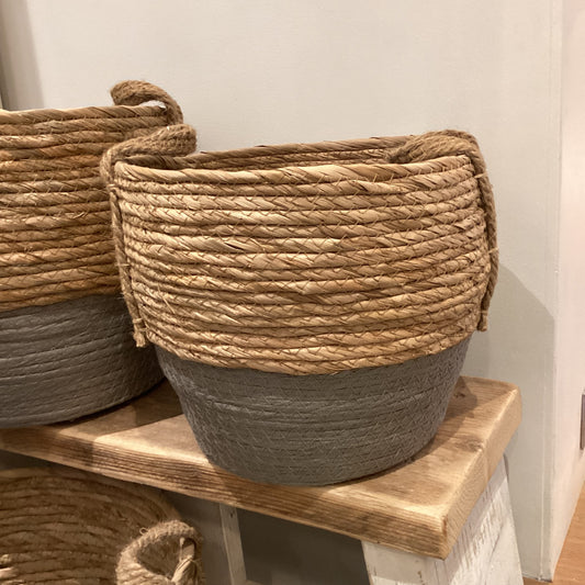 Natural basket with grey base